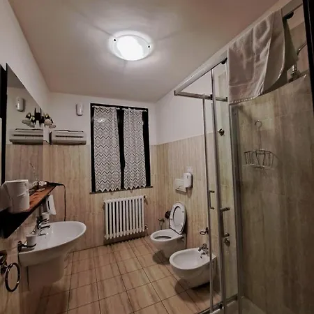 Da Franco Pensión Parma